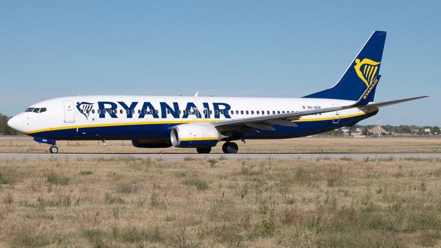 9H-QEM:Boeing 737-800:Ryanair